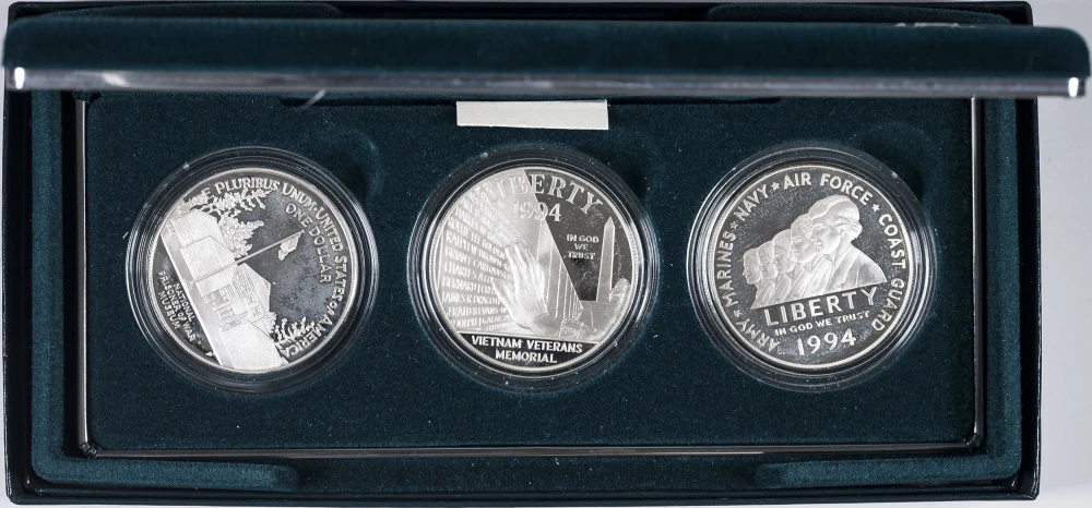 Gem 1994 U.S. Veterans Silver Dollar 3 pc Set