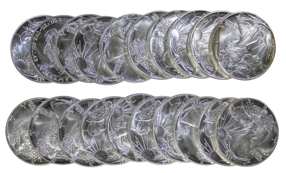 A 2nd Original 1987 Silver Eagle Roll