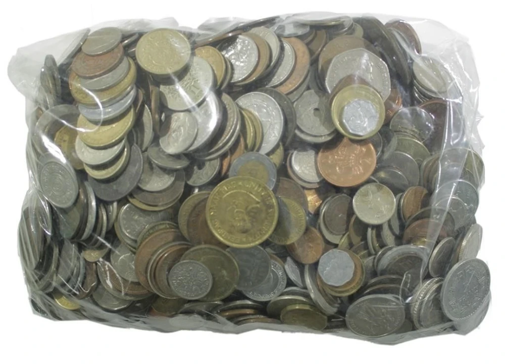 10 Pounds of World Coins