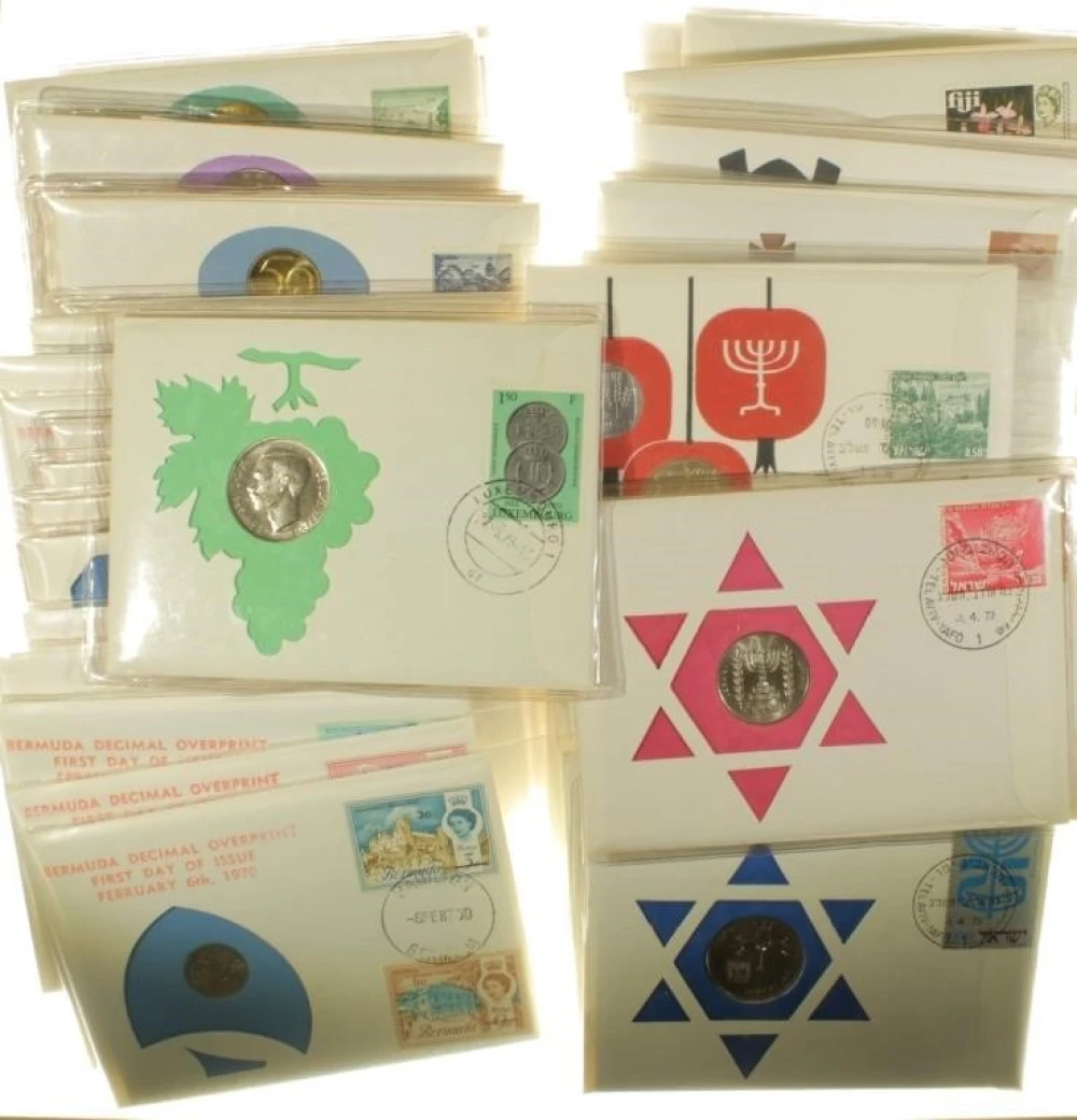 175+ First Day Covers With World Coins