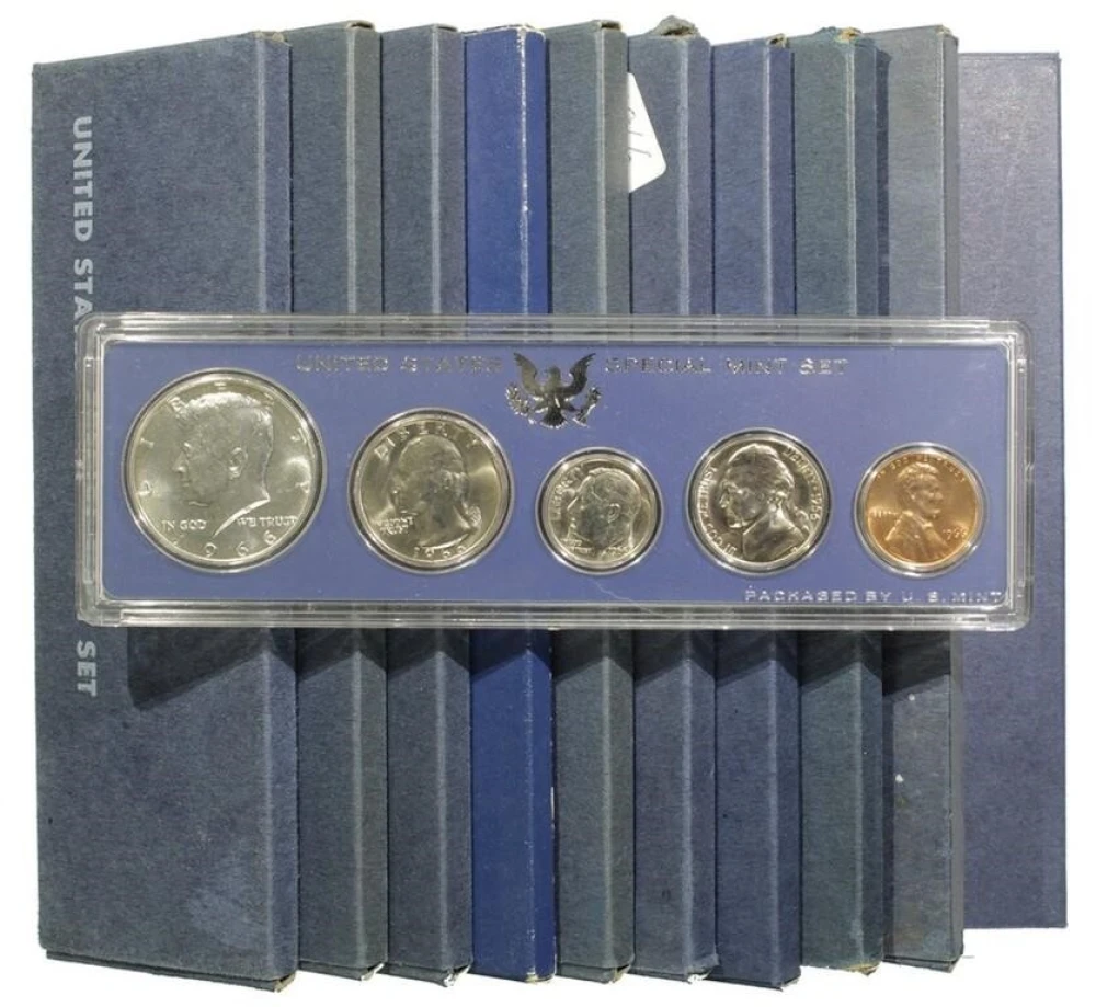 10 1966 Special Mint Sets