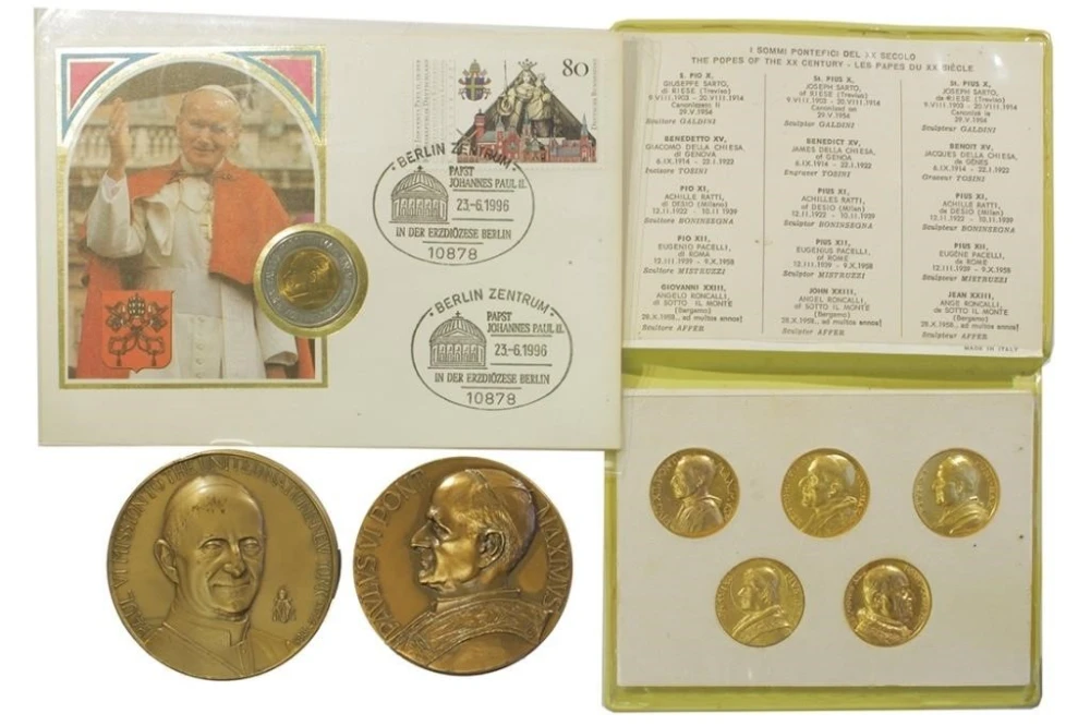 Papal Medal Lot