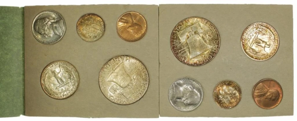 Partial 1952 Mint Set in Cut-Down Original Boards