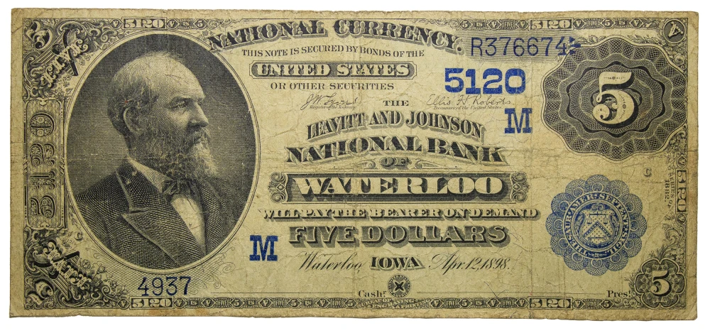 Iowa. Fine-12 Date Back Series 1882 $5