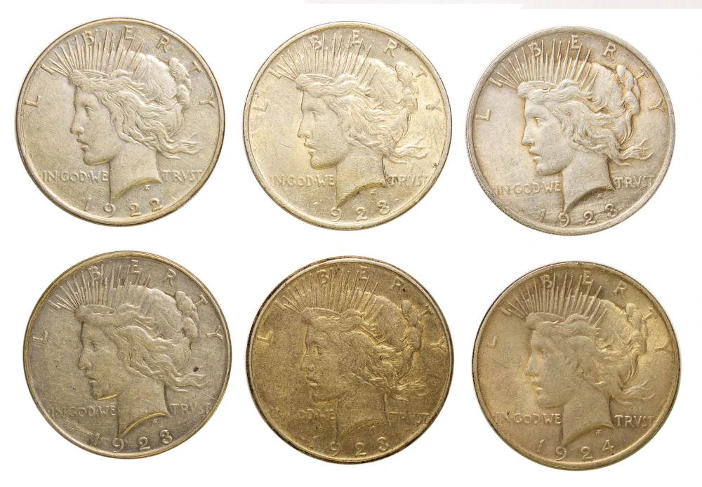 6 Average Circ Peace Dollars